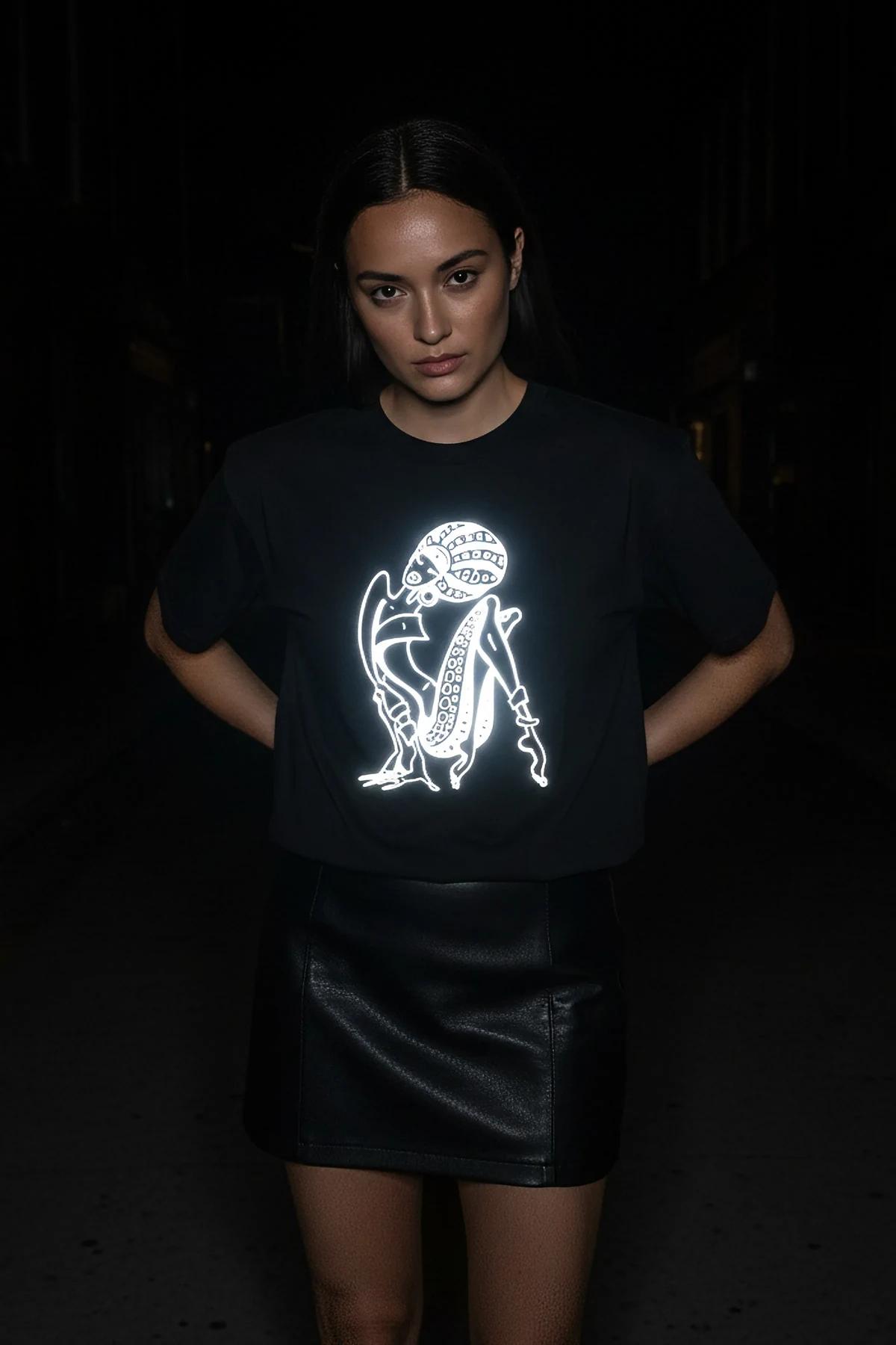 Reflective T-Shirt Outfit Urban Style
