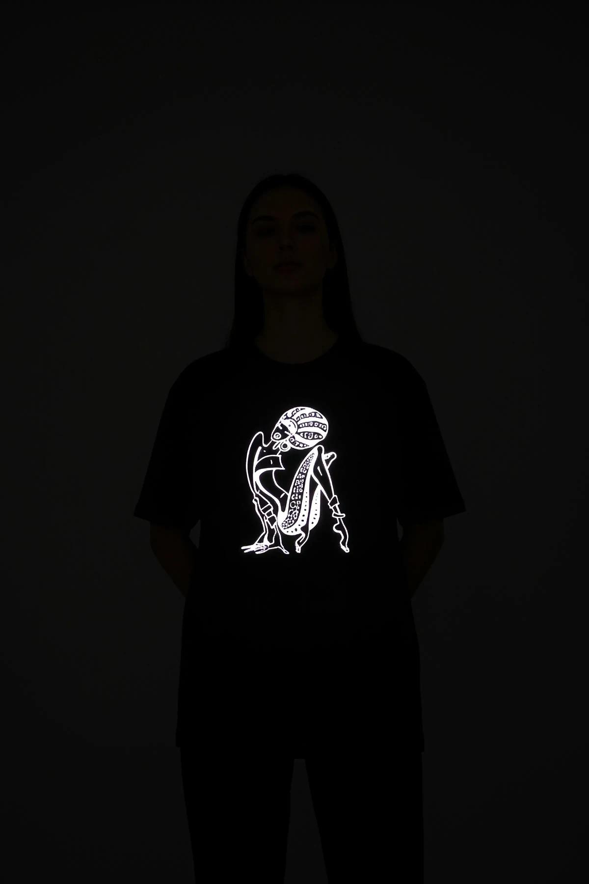 Reflective festival black t-shirt on