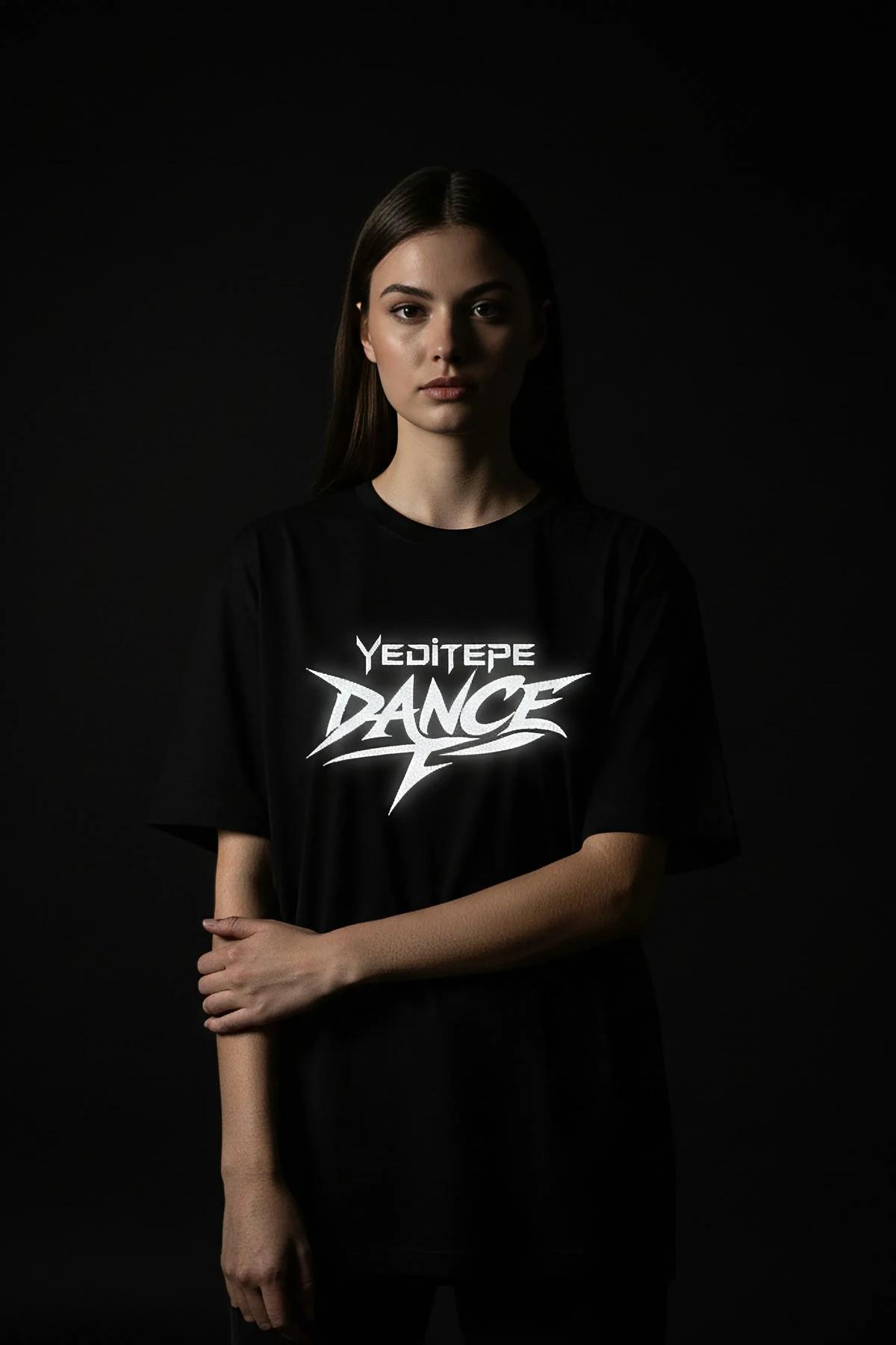 Reflective Graphic T-Shirt Black "Kültür Dance" Print