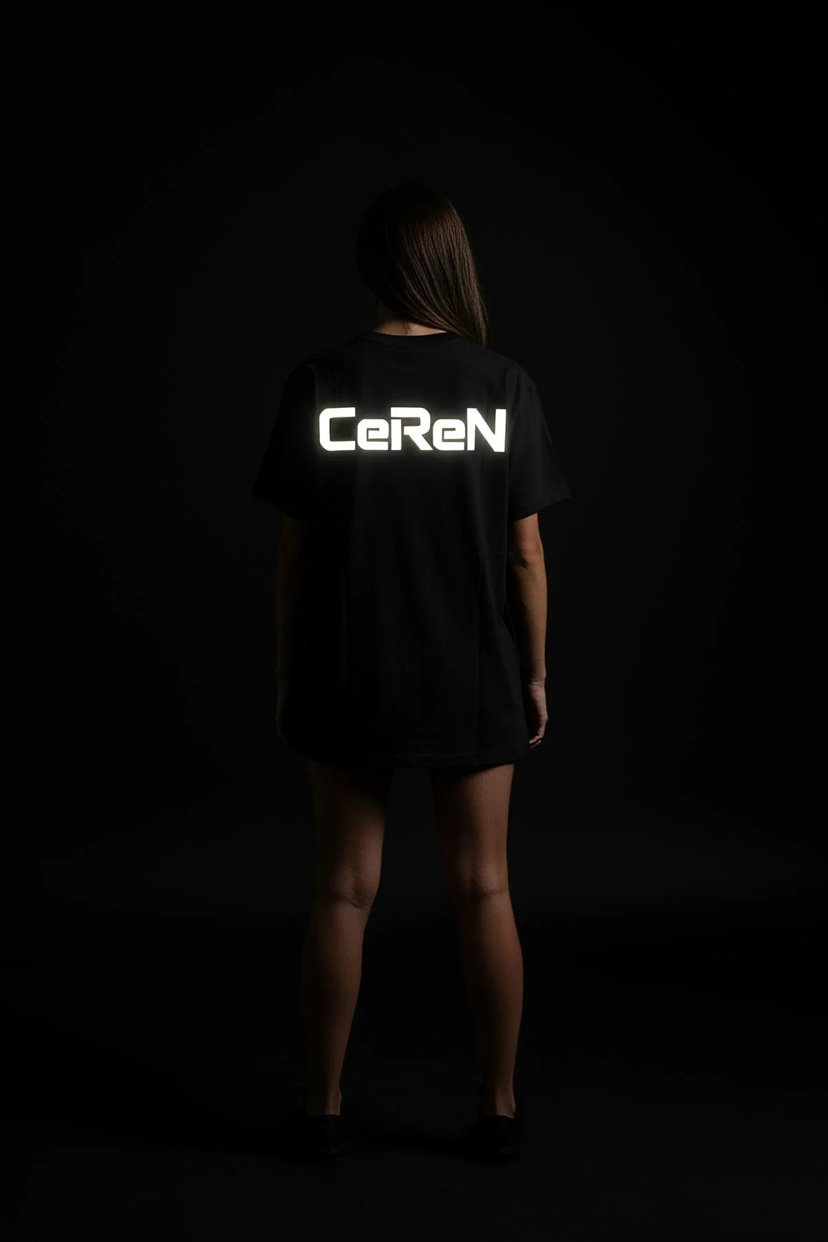 Reflektörlü Baskılı Gri Oversize Kadın T-Shirt CeREN Logolu