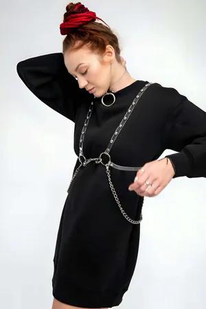 Gümüş metal detaylı şeffaf PVC vücut harness ve choker seti