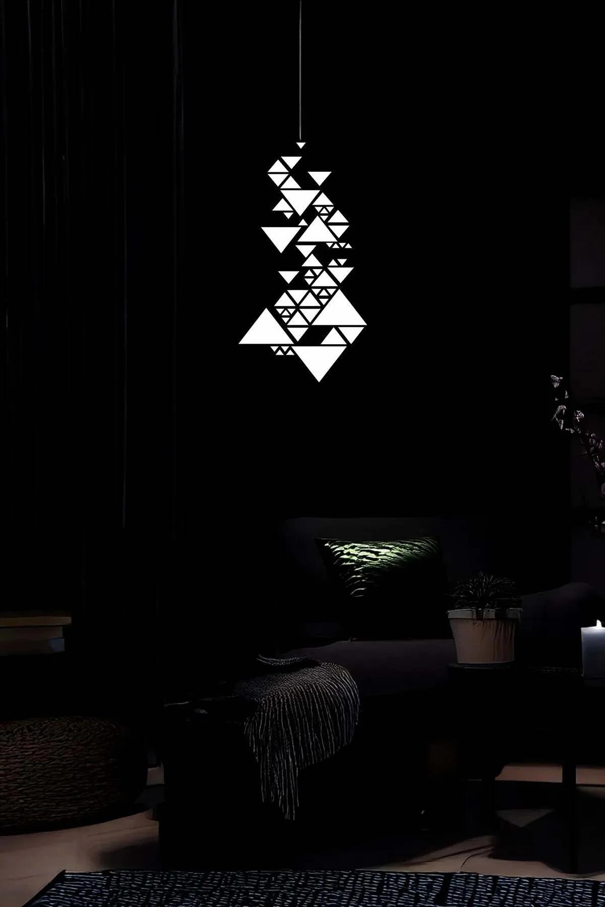 Geometrik Reflektör Detaylı Deri Duvar Dekoru