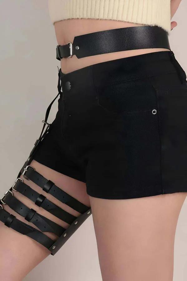 siyah vegan deri jartiyer harness uyluk manşeti 4 tokalı gümüş toka bel kayışlı aksesuar