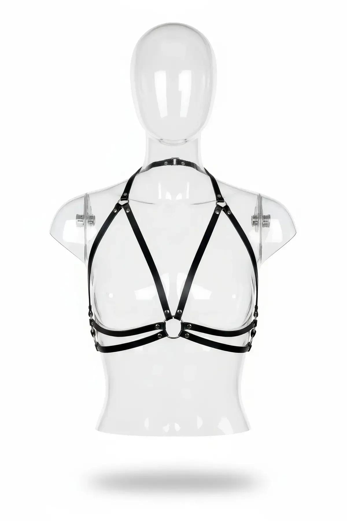 Siyah suni deri kafes harness bra üçgen strap geometrisi merkezi O-halka ve gümüş perçinli donanım
