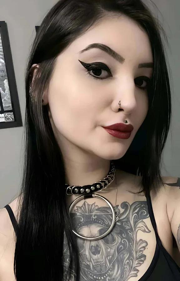 siyah suni deri geniş choker kolye gümüş metal zımba sırası ve büyük O-halka detayı