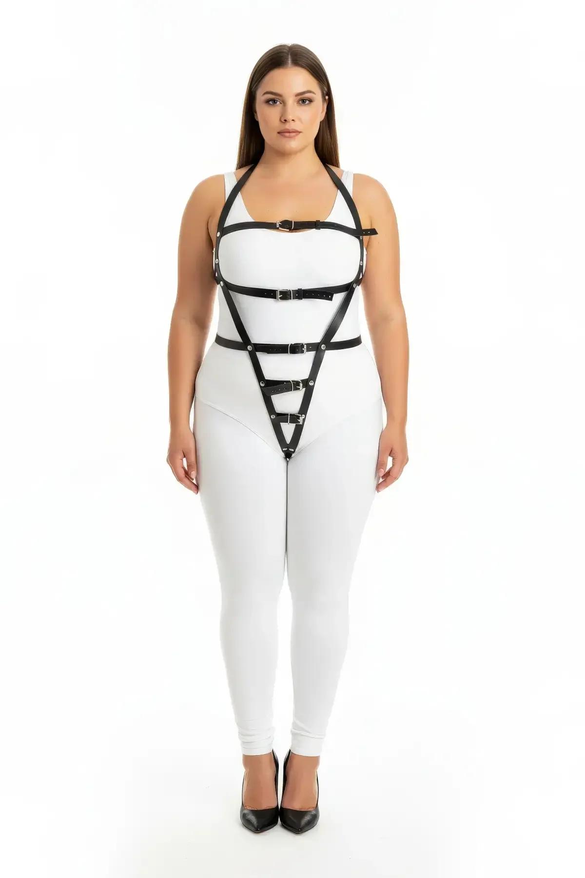 siyah vegan deri büyük beden tam vücut harness takımı geometrik bantlar ve gümüş tokalar