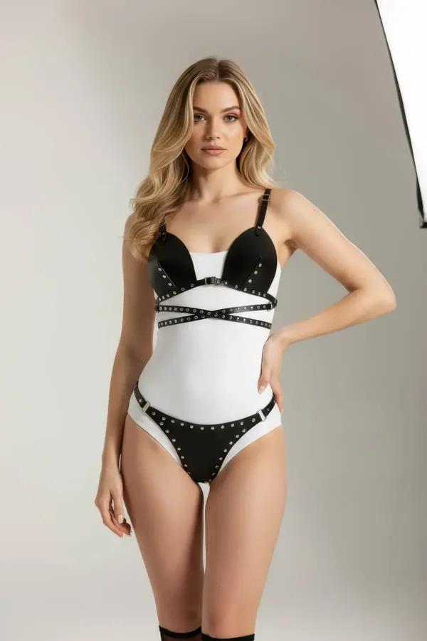 Zımbalı siyah vegan deri bralet harness takım gümüş metal aksesuarlı omuz ve bel bantları