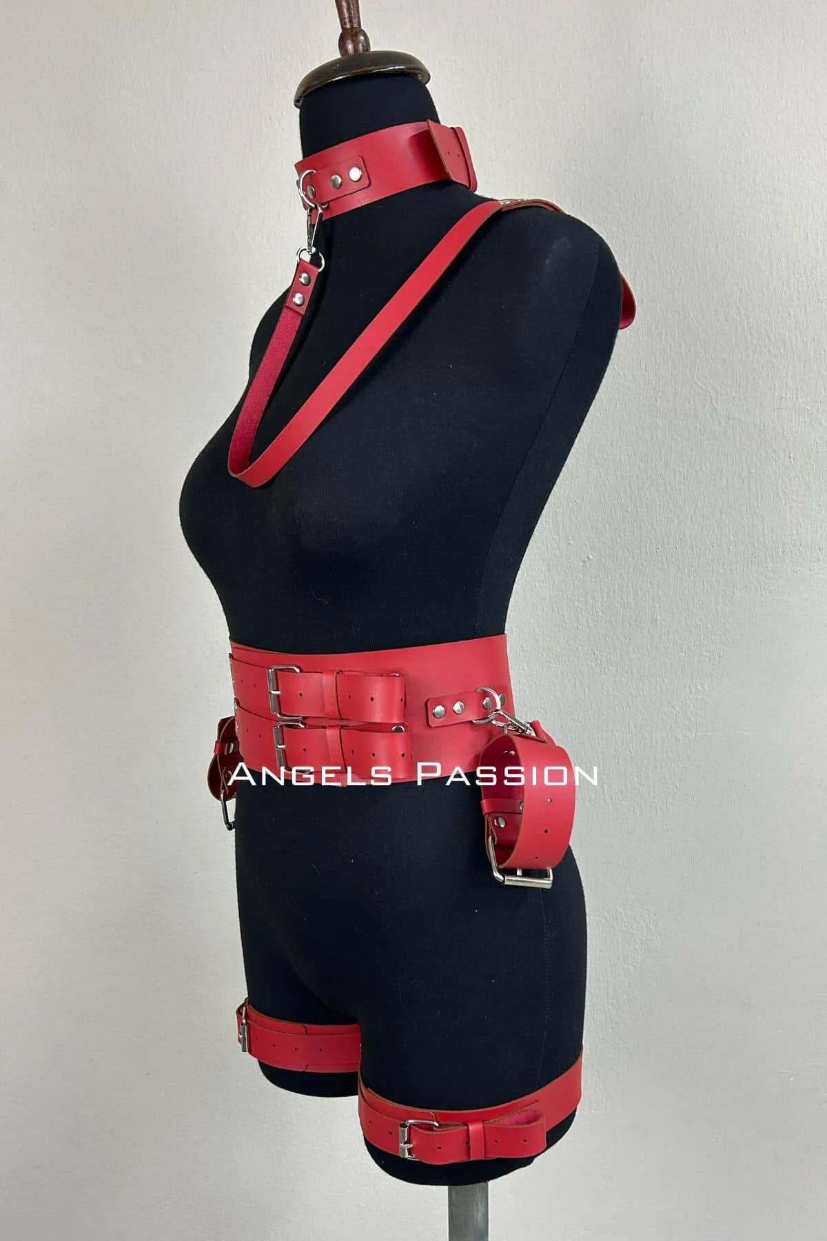 Kelepçeli Şık Deri Harness Takım, Kadın Fantezi Giyim