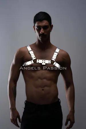 Reflective chest harness with O-ring accents