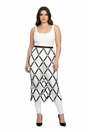 Black diamond lattice skirt harness with O-rings worn by a plus-size model