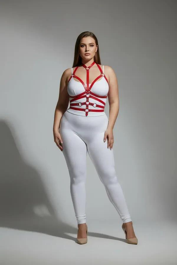 kırmızı vegan deri tam vücut harness büyük beden gümüş O-ring tokalar çoklu bant katmanlı yapı