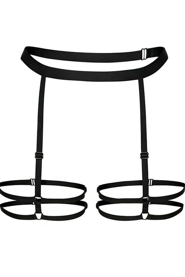 Siyah elastik bantlı ayarlanabilir bacak jartiyer harness; gümüş metal tokalar ve üç paralel uyluk halkası