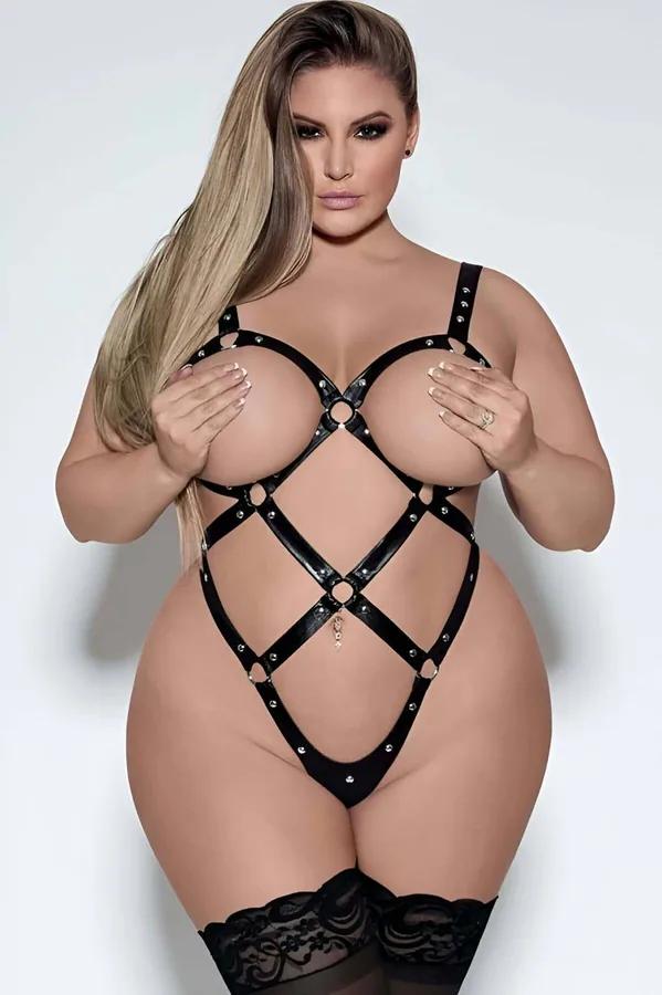 siyah vegan deri büyük beden body harness geometrik çapraz bantlar gümüş perçin detayı