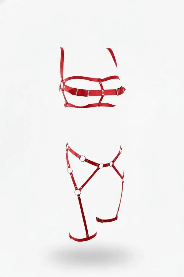 kırmızı vegan deri halkalı harness takım göğüs ve bacak iki parçalı set gümüş metal O-halka
