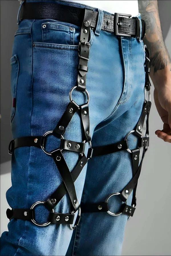 siyah vegan deri erkek bacak harness gümüş O-halkali metal perçinli kot üzerinde partywear aksesuar