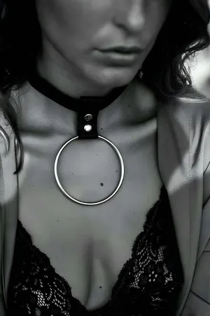 Faux Leather Choker Necklace Black Large O-Ring Detail