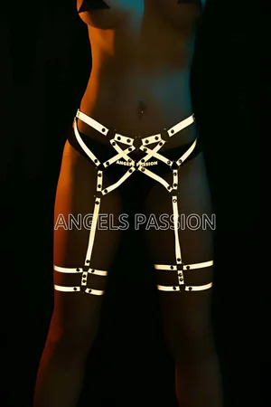 Silver Reflective Strappy Garter Harness Women Adjustable Thigh Bands