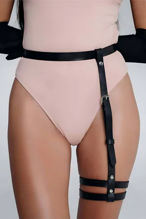 Black Faux Leather Thigh Garter Belt Women Adjustable Straps Metal Hardware