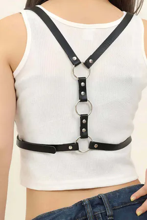Siyah ayarlanabilir deri vücut harness kadınlar için