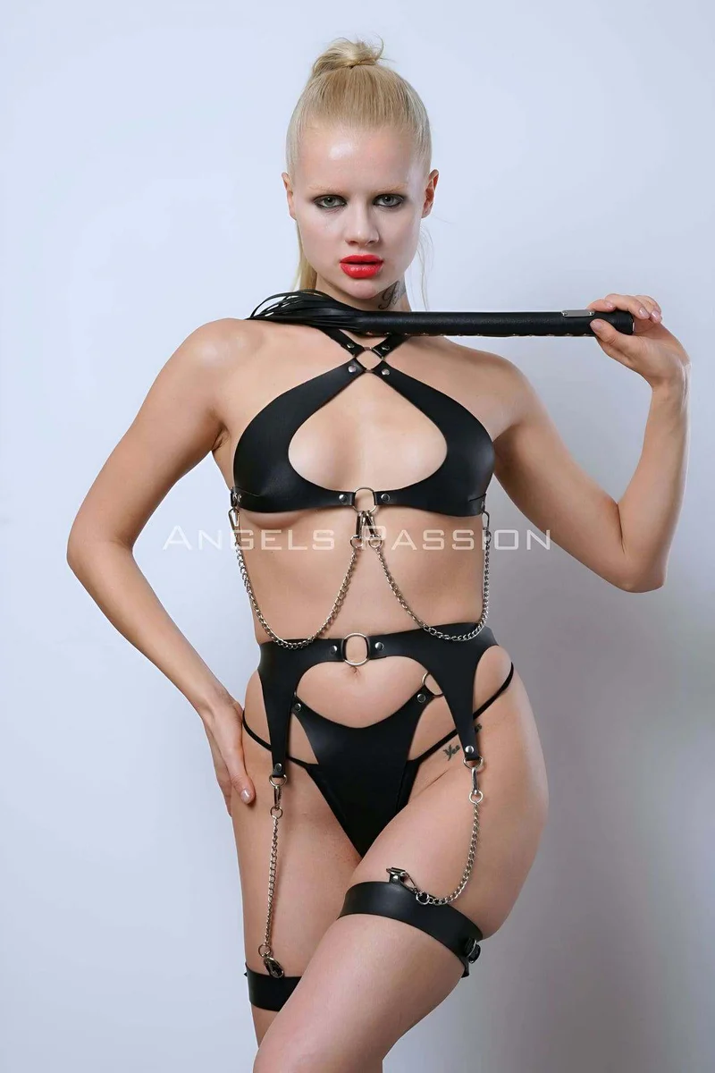Faux leather black lingerie set with chest