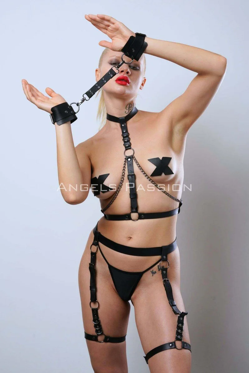 Faux leather cuffs and choker with silver