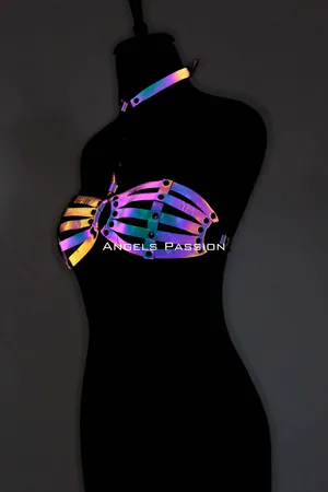 Reflective chest harness with O-ring and matching choker on a mannequin.