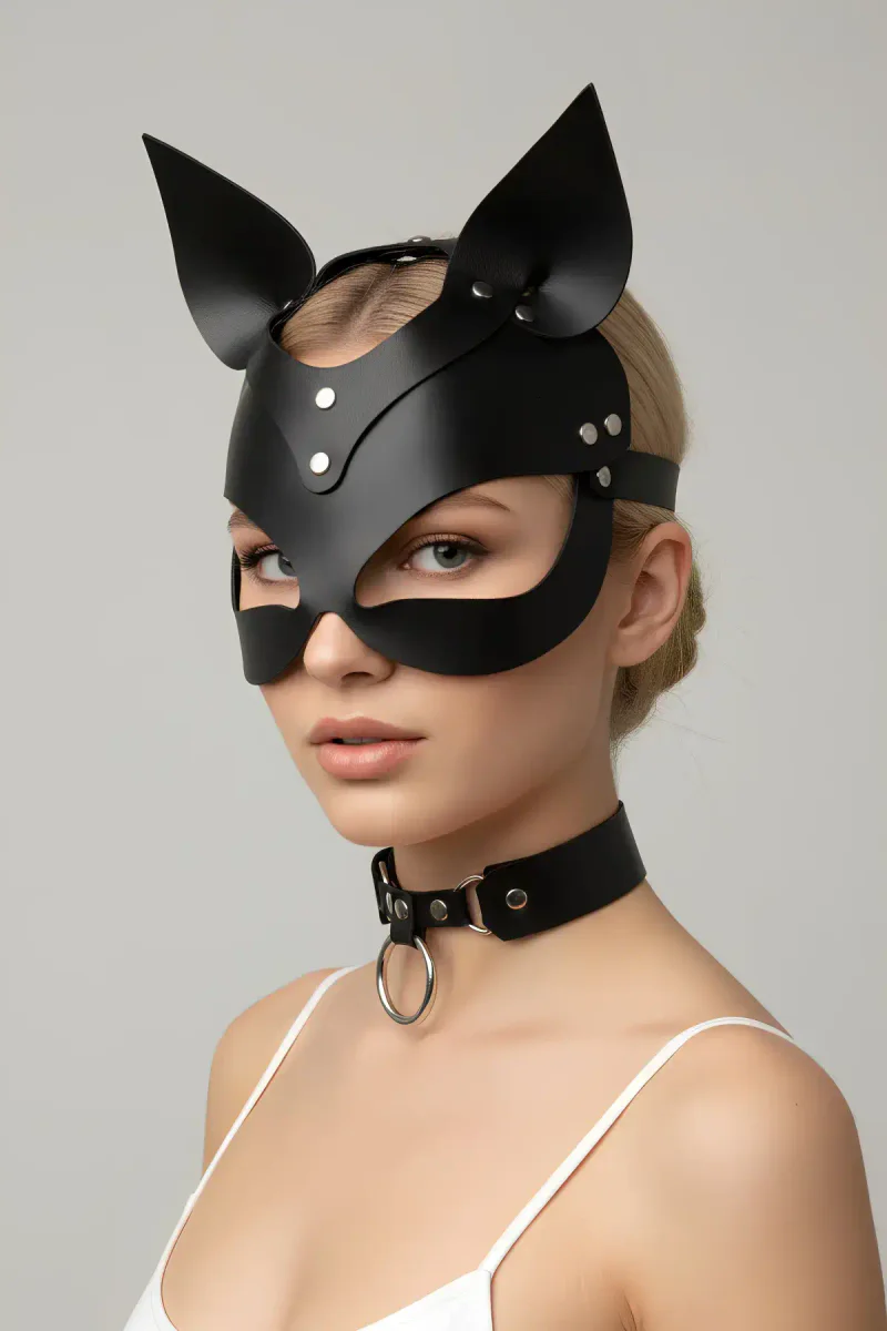 Festival black faux leather cat mask and choker