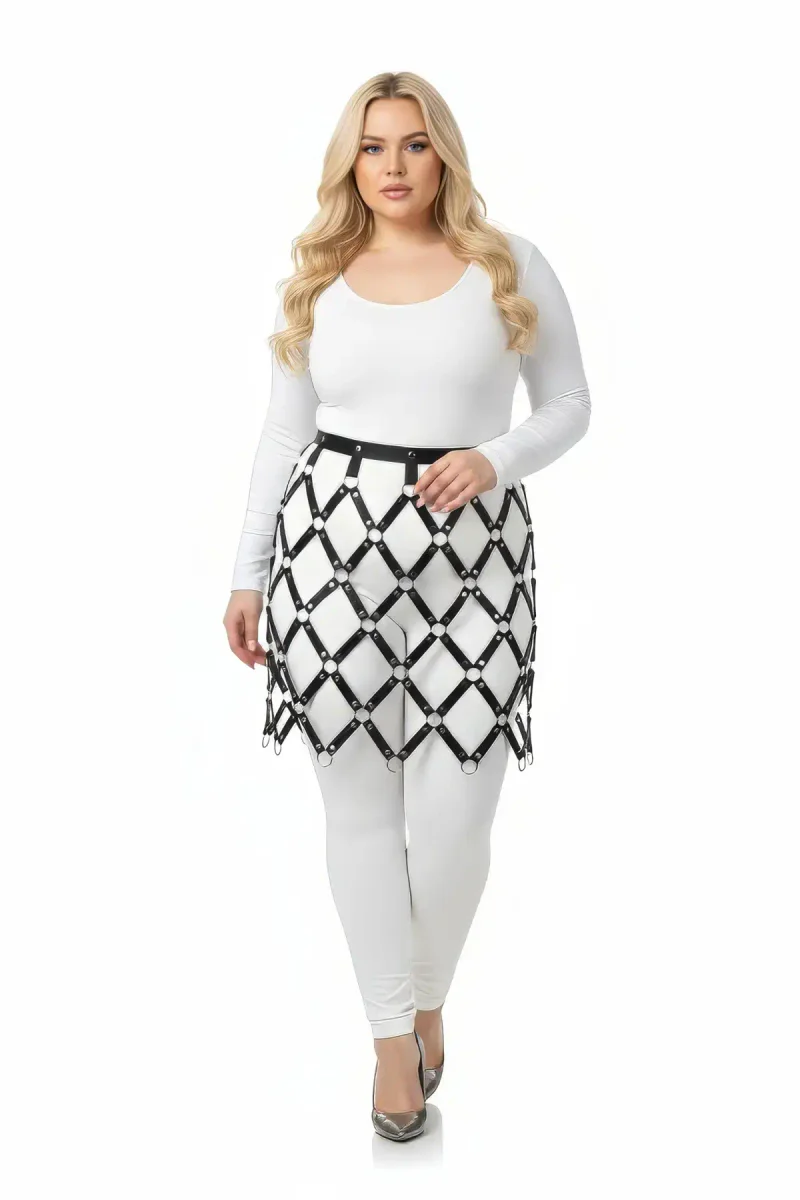 Diamond lattice skirt harness black front detail O-rings