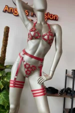 Red Leather BDSM Fantasy Garter Set - Image 3