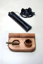 Siyah Deri Zımbalı Kedi Maskesi Kırbaç ve Ahşap Puro Küllüğü Bardaklık Seti SH1312-S1-T2