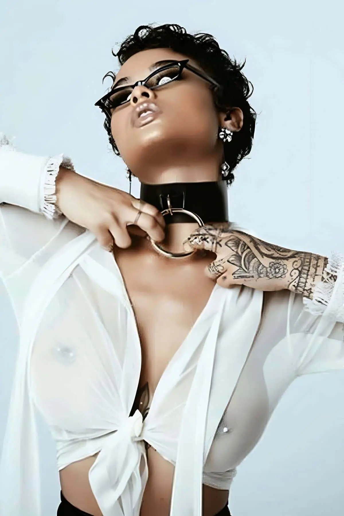 123255.webp Siyah Geniş Bantlı Büyük Metal Halkalı Choker SH387 - Image 1