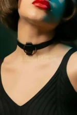 Siyah Deri Halka Detaylı Choker Kolye SH589