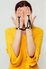 Siyah Deri Metal Halkalı Parmak Geçmeli El Harness Aksesuarı SH1124 - Image 3