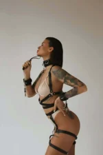 Body-Wrapping Leather Fantasy Handcuff Collar Set - SH702 - Image 4