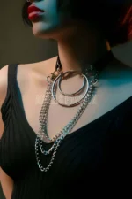 Gümüş Çift Halka ve Çoklu Zincir Detaylı Siyah Choker Kolye SH592 - Image 3