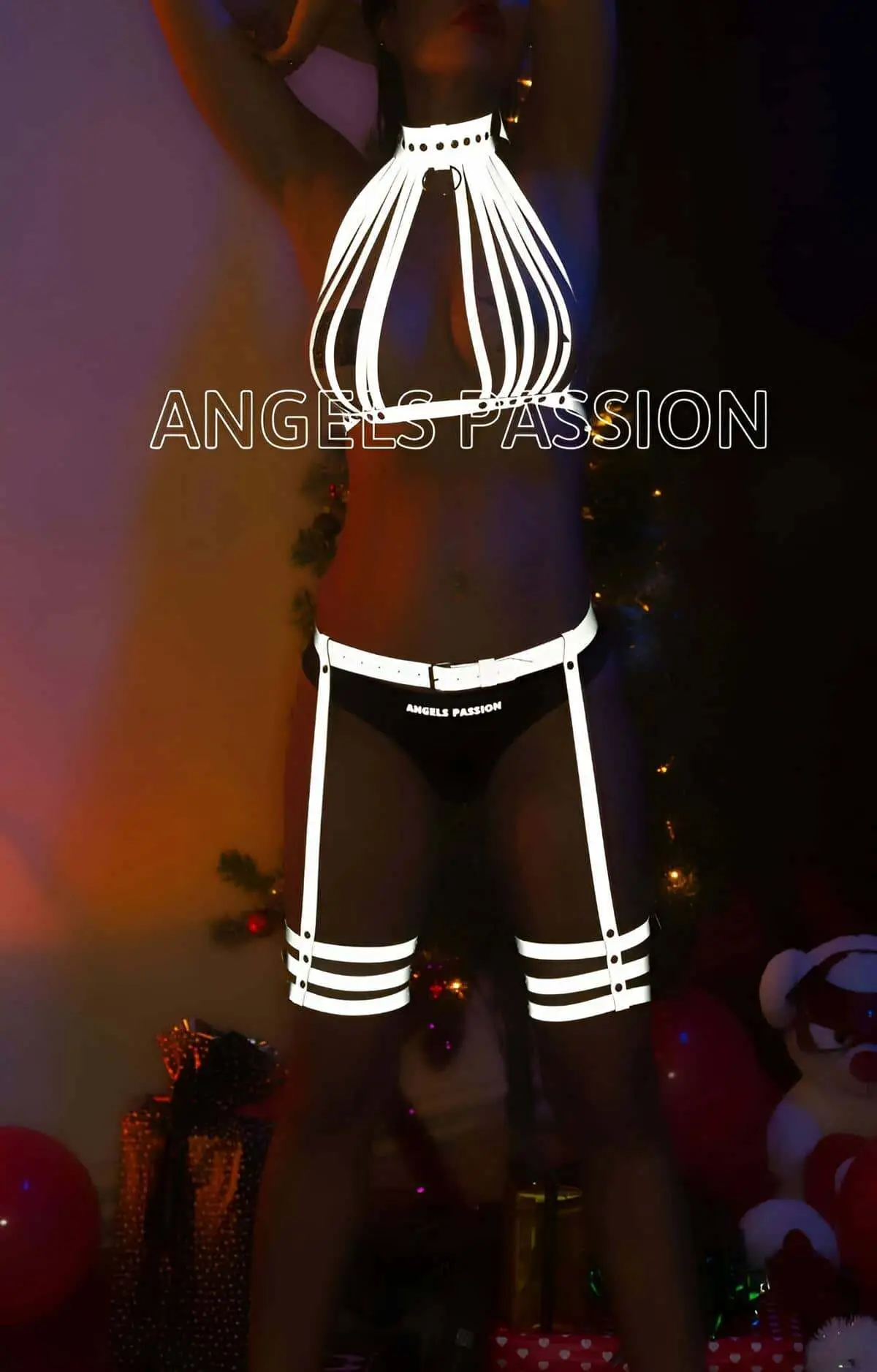 Very Special Glow-in-the-Dark Sexy Reflective Harness Set - SH552