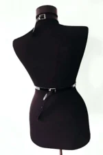 Siyah Parlak Patent Deri Tasma Detaylı Zımbalı Jartiyerli Body Harness SH28 - Image 3