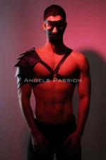 Siyah Deri Maskeli Tek Omuz Zırhlı Erkek Harness Kostüm Seti SHM197 - Image 5