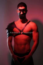 Siyah Deri Maskeli Tek Omuz Zırhlı Erkek Harness Kostüm Seti SHM197 - Image 4