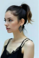 Siyah Lazer Kesim Dalgalı Deri Küpe APBJ006