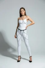 Siyah Gümüş Zincir Detaylı Bel ve Bacak Aksesuarlı Deri Etek SH475