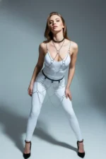 Siyah Gümüş Zincir Detaylı Bel ve Bacak Aksesuarlı Deri Etek SH475 - Image 3