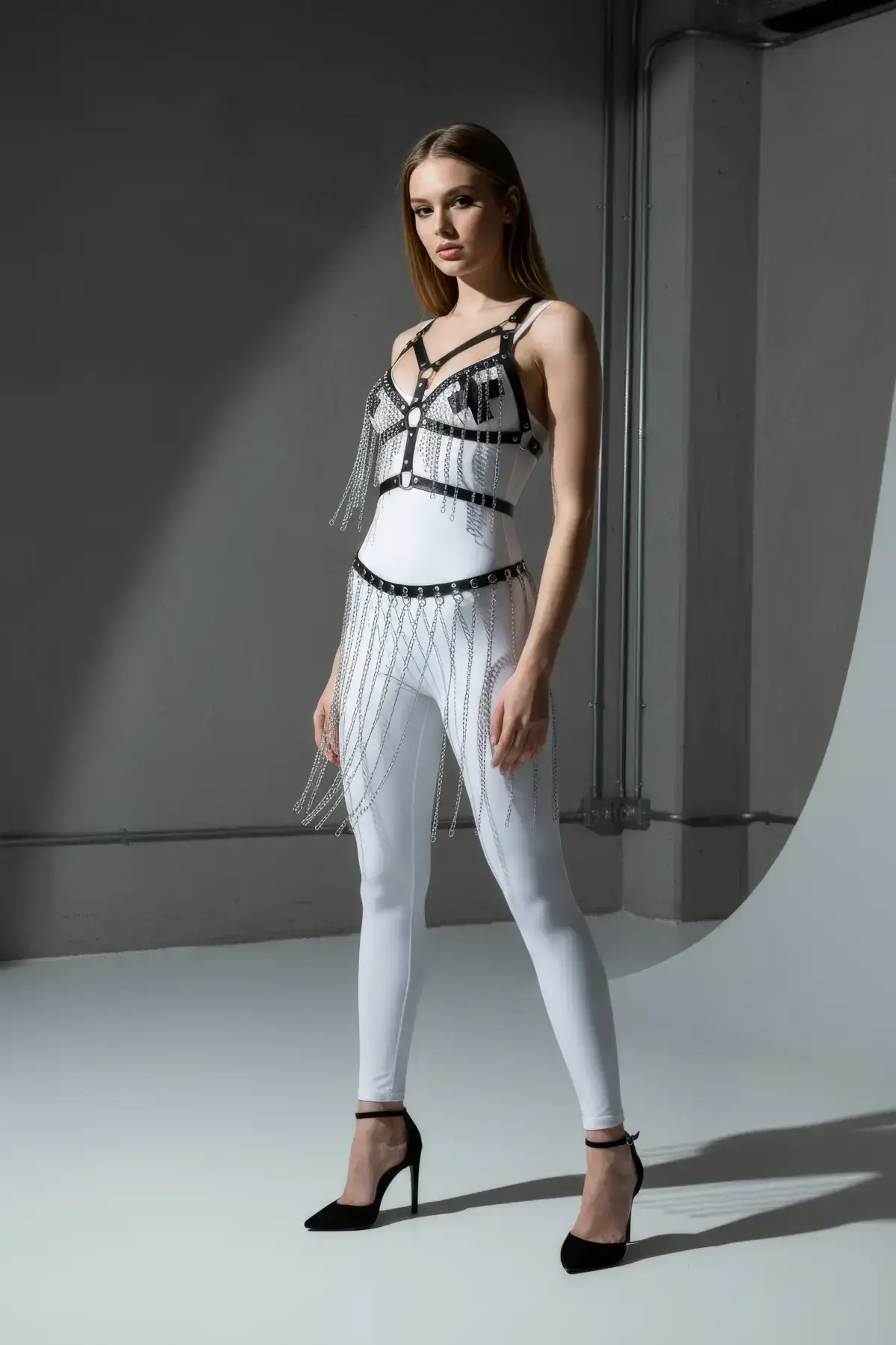 134662.webp Siyah Zincir Detaylı Kemerli Deri Etek SH496 - Image 1