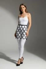 Siyah Kafes ve Halka Detaylı Deri Mini Etek SH694 - Image 2