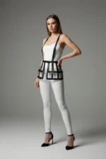 Siyah Yüksek Bel Kafes Detaylı Deri Etek SH983 - Image 2