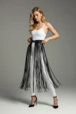 Siyah Püsküllü Uzun Yüksek Bel Suni Deri Etek SH1003 - Image 2