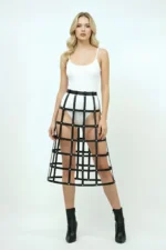 Siyah Kafes Detaylı Midi Boy Deri Etek SH1396