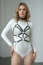 Siyah Zımbalı Tasma Detaylı Gümüş Zincir Sarkıtlı Body Harness SH1397 - Image 2