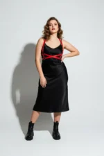 Plus Size Red Women's Belt, Body-Hugging Leather Accessory with O-Ring Detail. - SH204 - Image 4