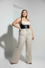 Plus Size Black Women's Belted Shoulder Strap Lace-up Corset Detail - SH855 - Image 4